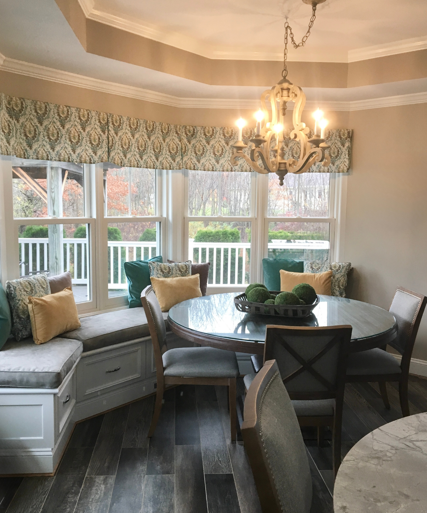 Cozy dining nook with a circular table and seating